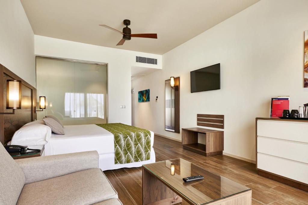 Exclusive 10 Nights Dubai + All-Inclusive Maldives Summer 2026 price starting from £1899pp