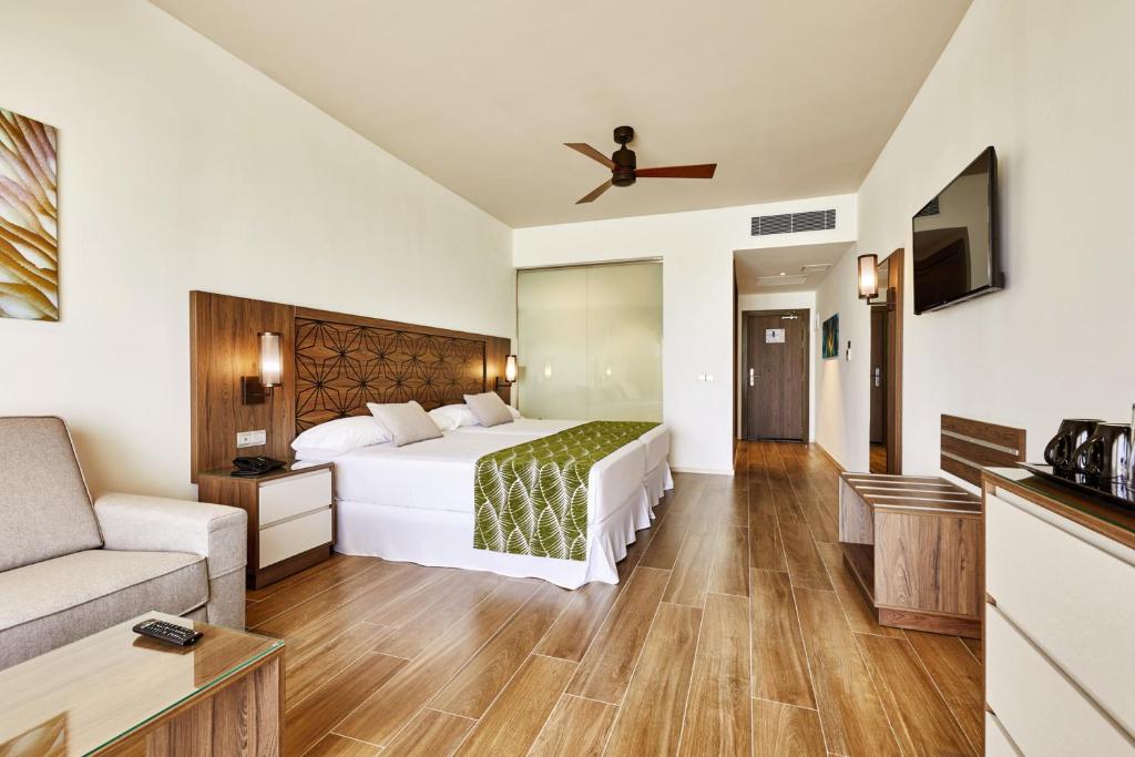 Exclusive 10 Nights Dubai + All-Inclusive Maldives Summer 2026 price starting from £1899pp