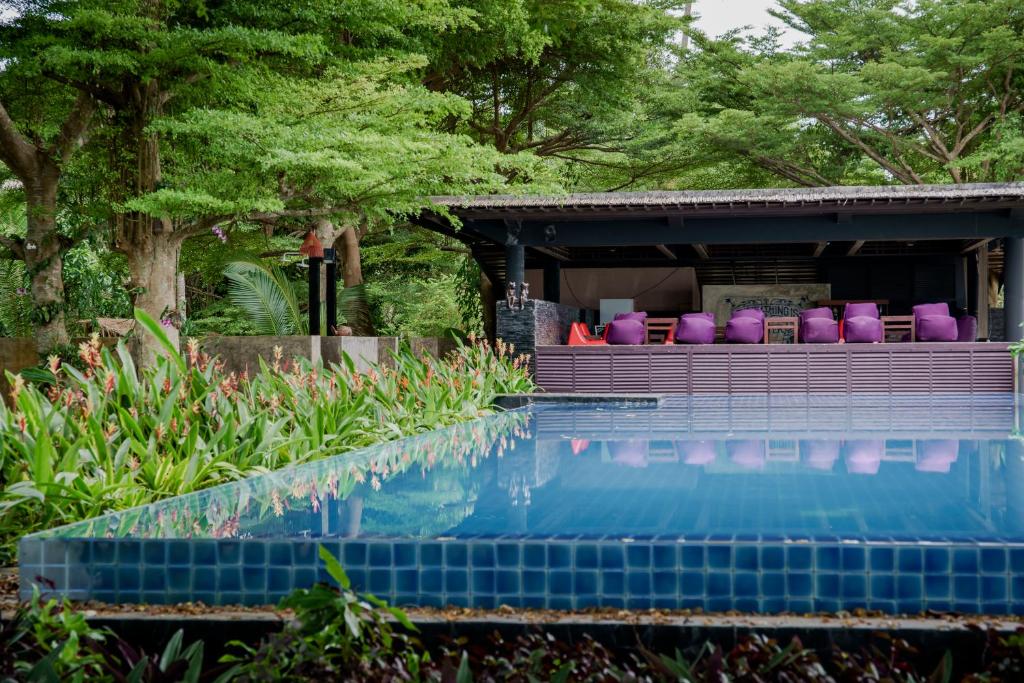 10 nights Island Hopping Thailand’s Best-Kept Secrets Revealed! “Koh Chang, Koh Khood, Koh Mask,