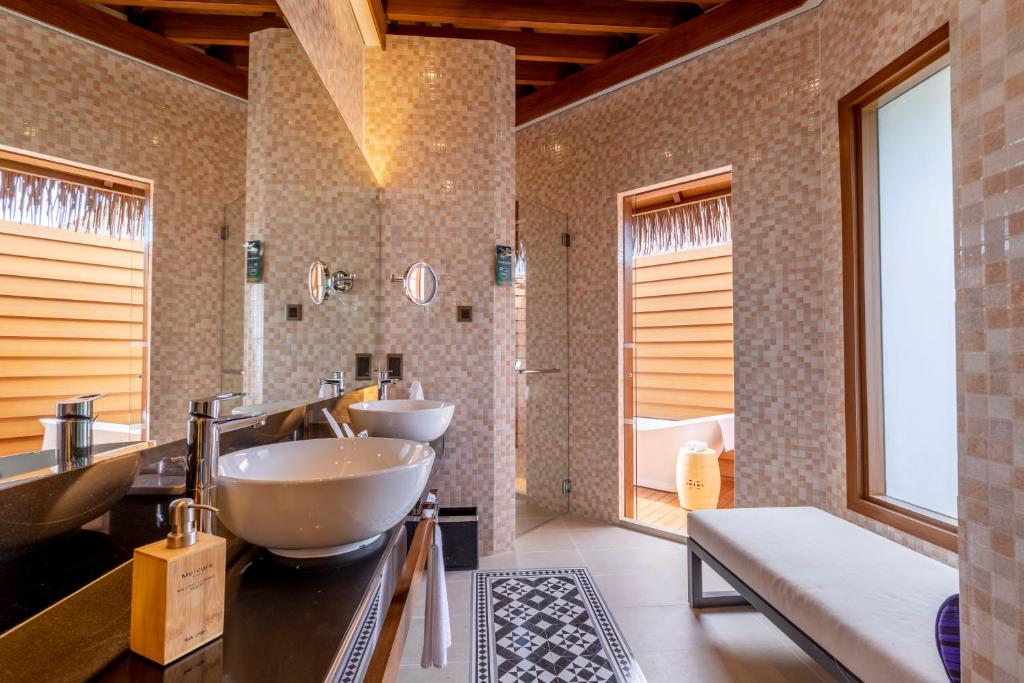 10 Nights Holiday at Mercure Maldives Koddoo & Jumeirah Zabeel Saray with All Inclusive