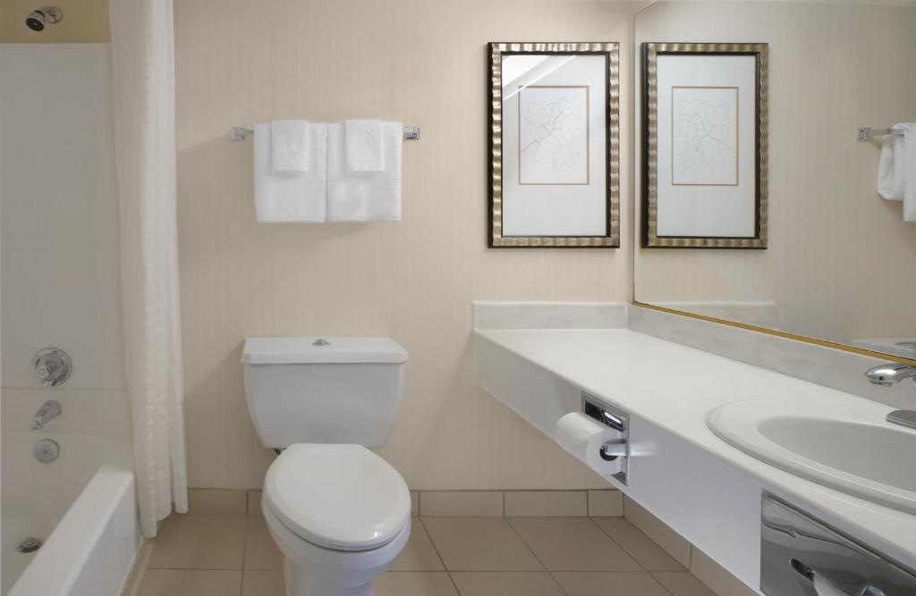 10 Nights Holidat at Cancun & Las Vegas with Standard room