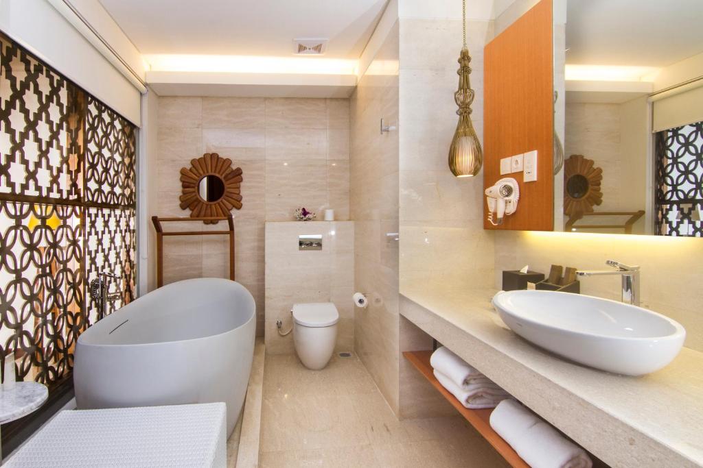 Twin Centre Holiday to Explore Singapore & Bali