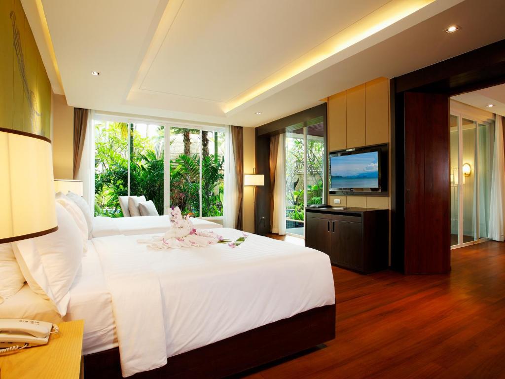 10 Nights Holiday at Deevana Resort & Spa Patong and Graceland Beach Resort Khao Lak