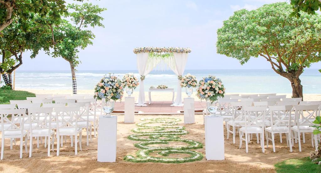 Twin Centre Holiday to Explore Singapore & Bali