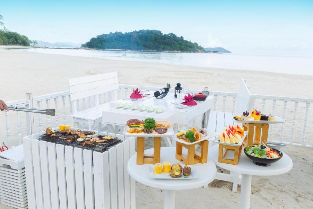09 Nights in Kuala Lumpur and Langkawai to unfold Beachfront Bliss & Cultural Marvels