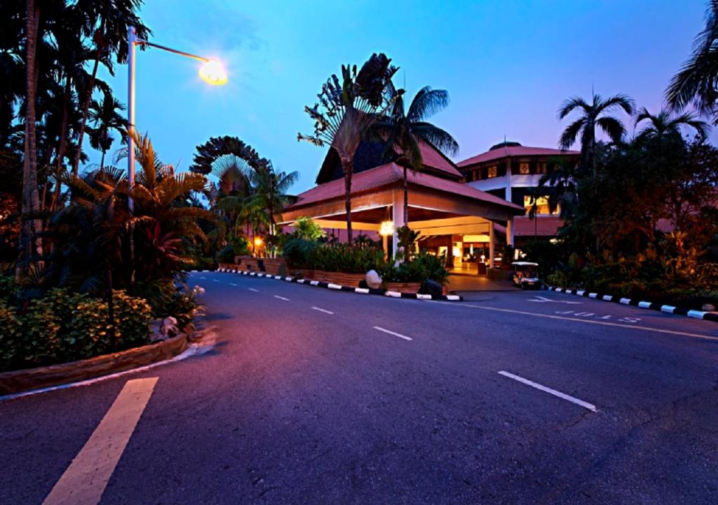 09 Nights in Kuala Lumpur and Langkawai to unfold Beachfront Bliss & Cultural Marvels