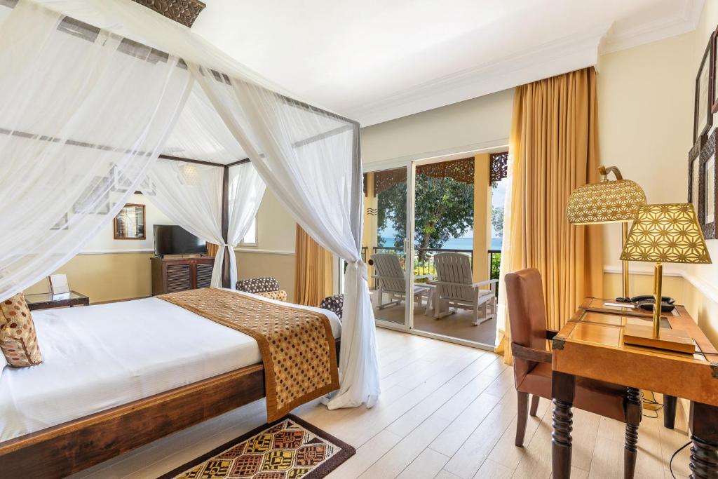 TANZANIA SAFARI (TARANGIRE & NGORONGORO) + ZANZIBAR BEACH – 10 NIGHTS FROM £2,799pp