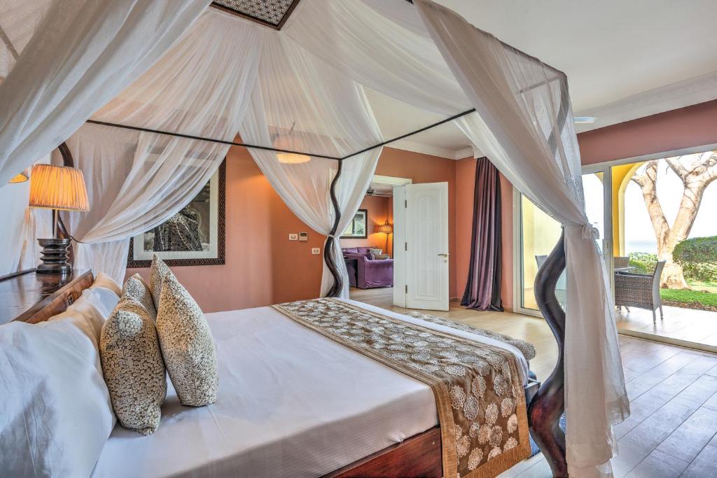 TANZANIA SAFARI (TARANGIRE & NGORONGORO) + ZANZIBAR BEACH – 10 NIGHTS FROM £2,799pp
