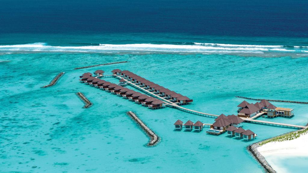 Ignite romance with a 10 Nights Stay at Varu by Atmosphere Water Villa with Pool Maldives and Fairmont Palm Dubai