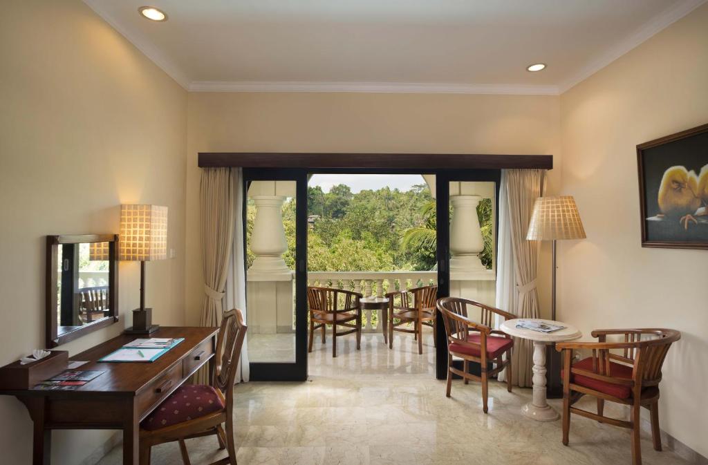 Enjoy the best of each Destination-Kuala Lumpur, Singapore, Bali & Ubud in a 12 Night Journey with flights and transfers