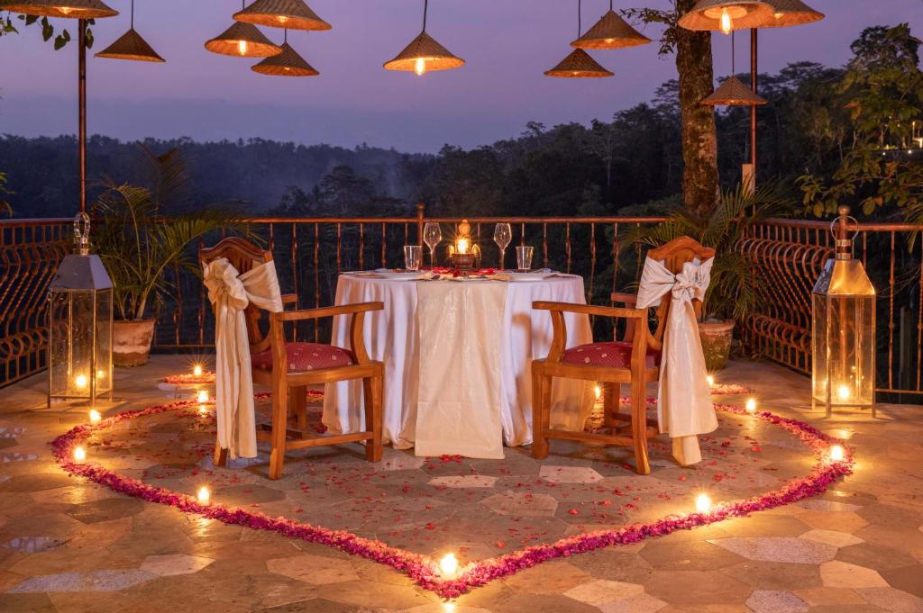 Enjoy the best of each Destination-Kuala Lumpur, Singapore, Bali & Ubud in a 12 Night Journey with flights and transfers