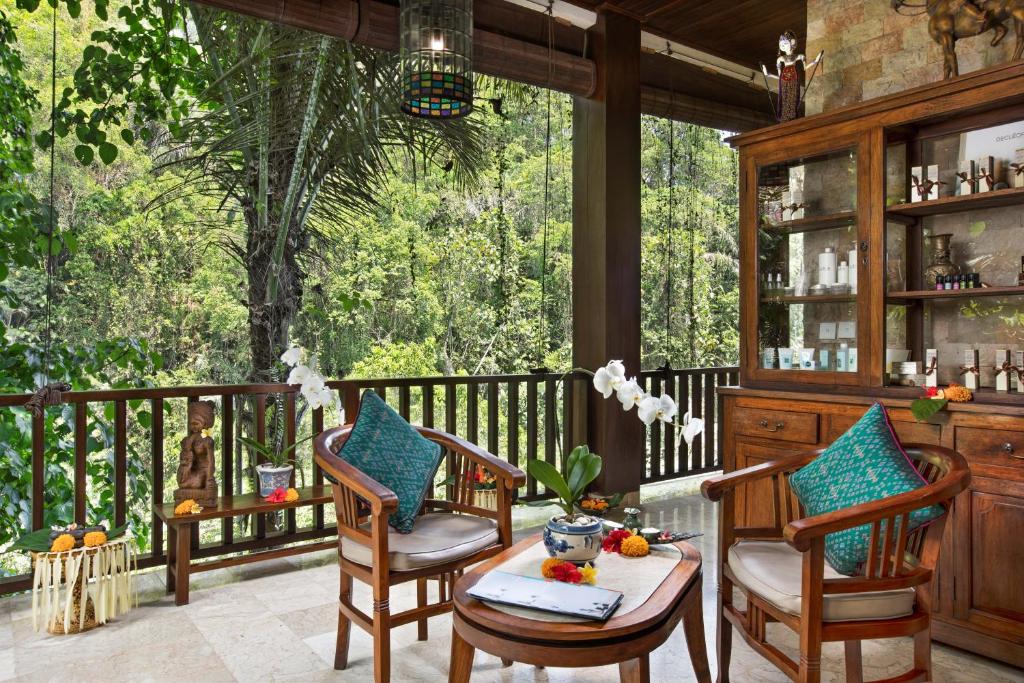 Enjoy the best of each Destination-Kuala Lumpur, Singapore, Bali & Ubud in a 12 Night Journey with flights and transfers
