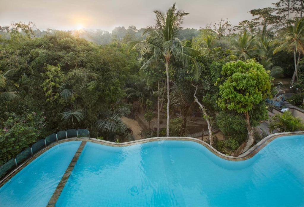 Enjoy the best of each Destination-Kuala Lumpur, Singapore, Bali & Ubud in a 12 Night Journey with flights and transfers