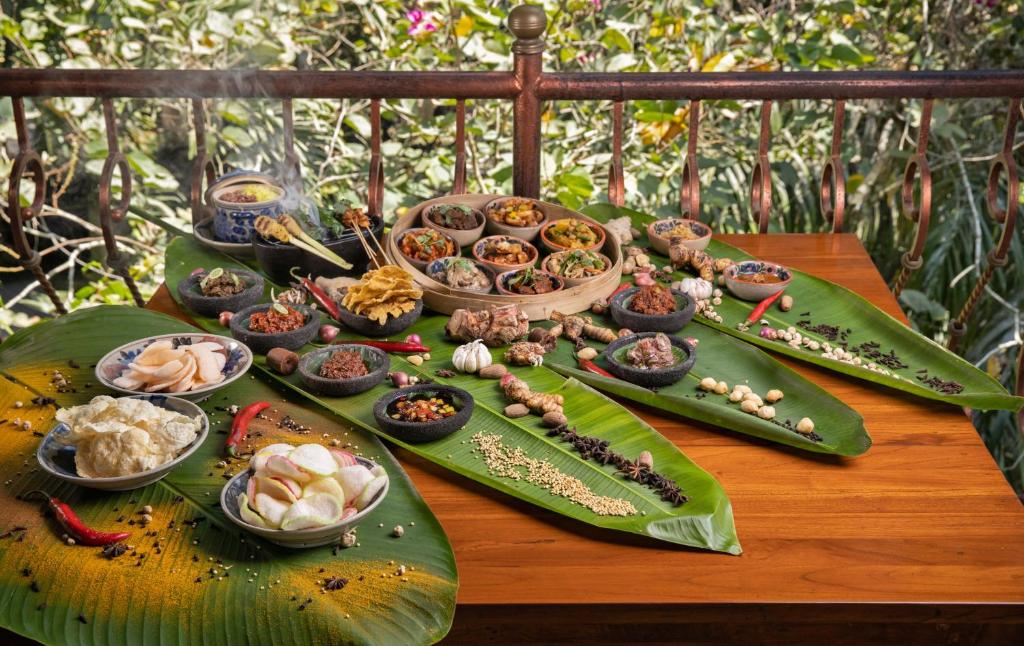 Enjoy the best of each Destination-Kuala Lumpur, Singapore, Bali & Ubud in a 12 Night Journey with flights and transfers