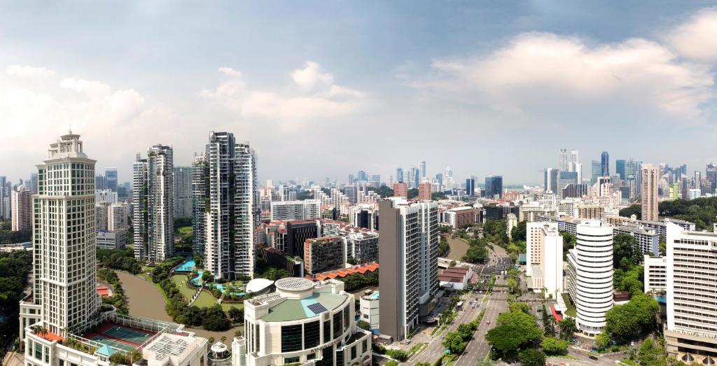 10-Night Luxury City Holiday in Dubai, Singapore, and Bali with Breakfast