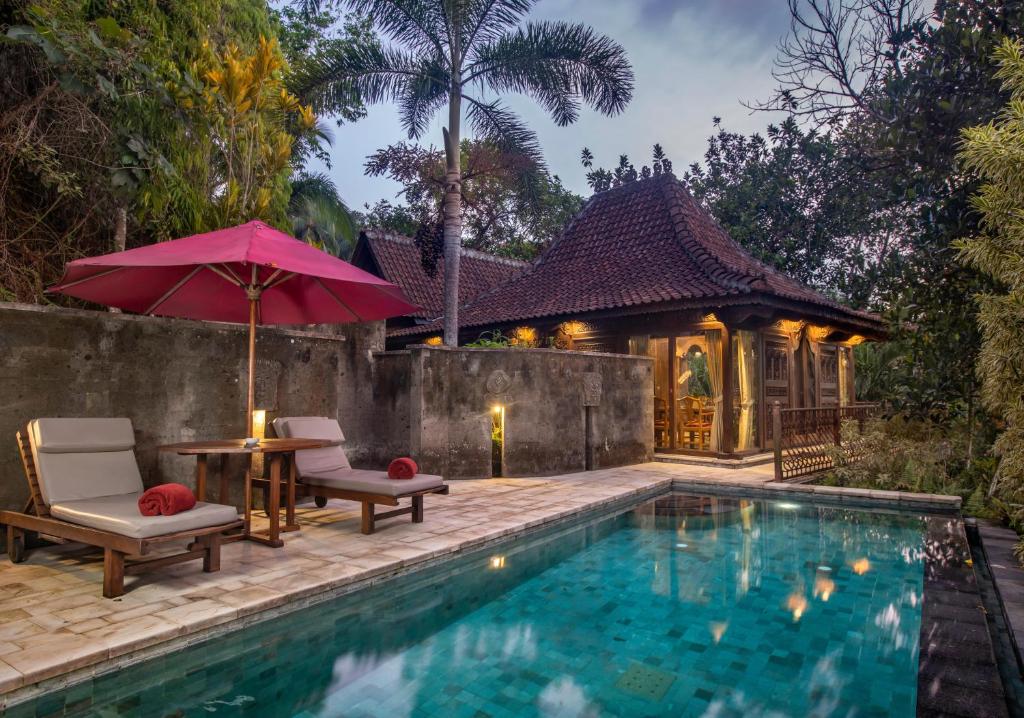 Enjoy the best of each Destination-Kuala Lumpur, Singapore, Bali & Ubud in a 12 Night Journey with flights and transfers