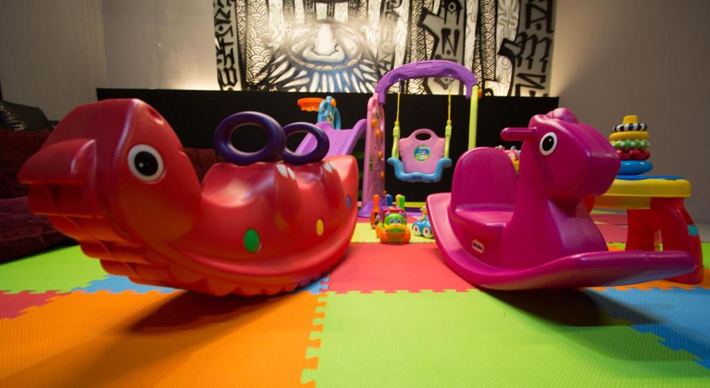 10-Night Luxury City Holiday in Dubai, Singapore, and Bali with Breakfast