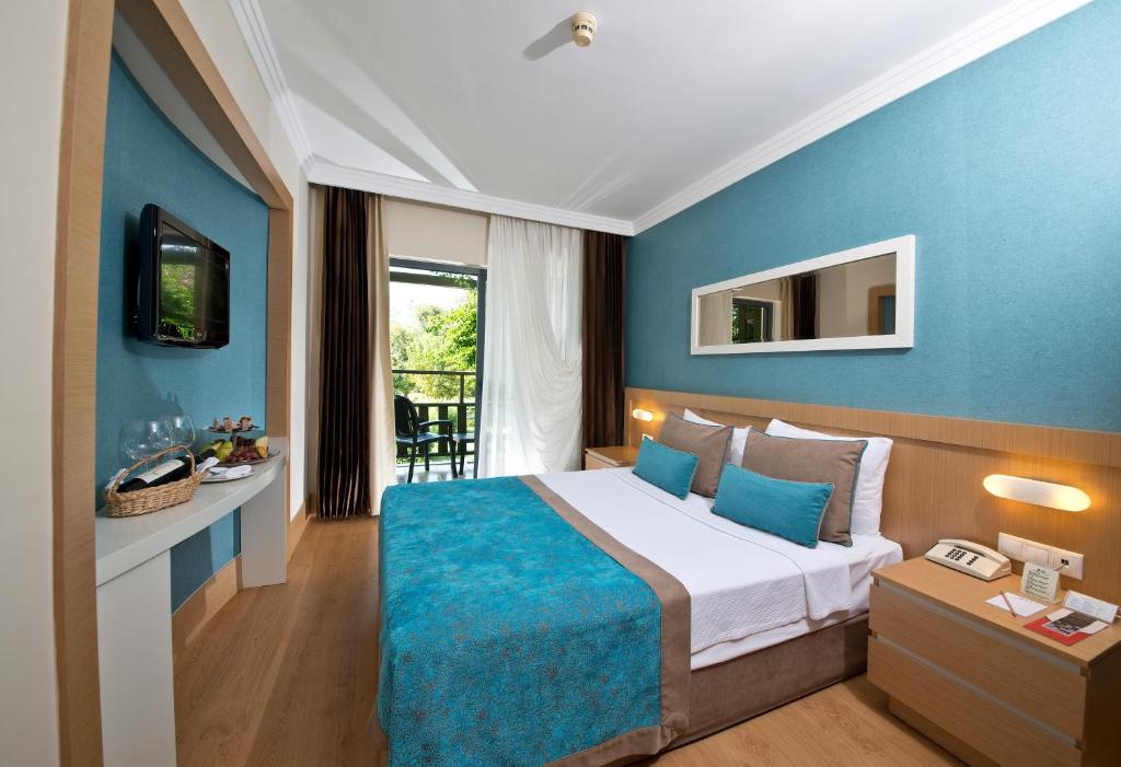Multi-Destination Holiday Deal || Antalya + Istanbul