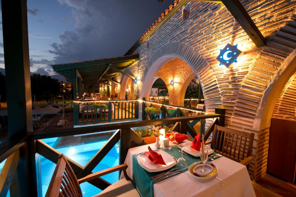 Multi-Destination Holiday Deal || Antalya + Istanbul