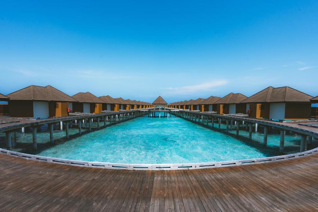 Ignite romance with a 10 Nights Stay at Varu by Atmosphere Water Villa with Pool Maldives and Fairmont Palm Dubai