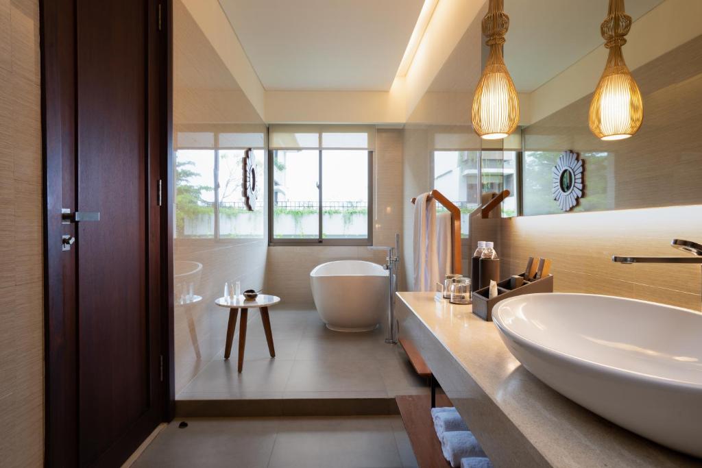 Twin Centre Holiday to Explore Singapore & Bali