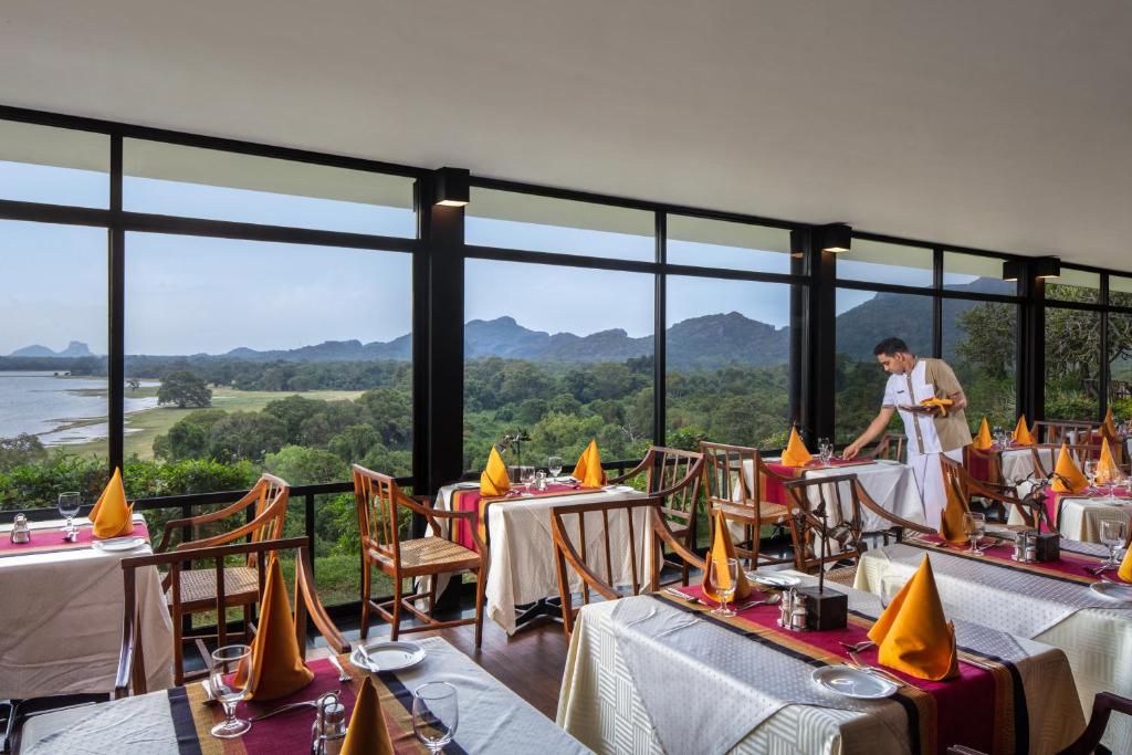 “The Ultimate Tropical Twin Centre Escape: Maldives & Srilanka in 09 Nights.” w/flightsand transfers.