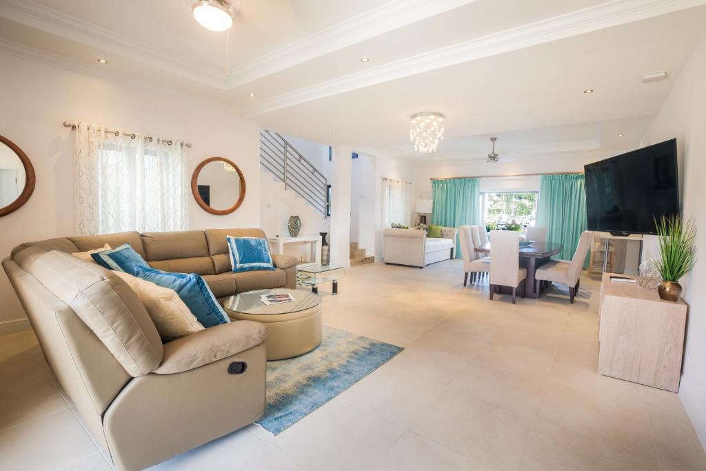 Recharge and Unwind: 07 Nights of All-Inclusive Stay at Bay Garden Beach Resort,