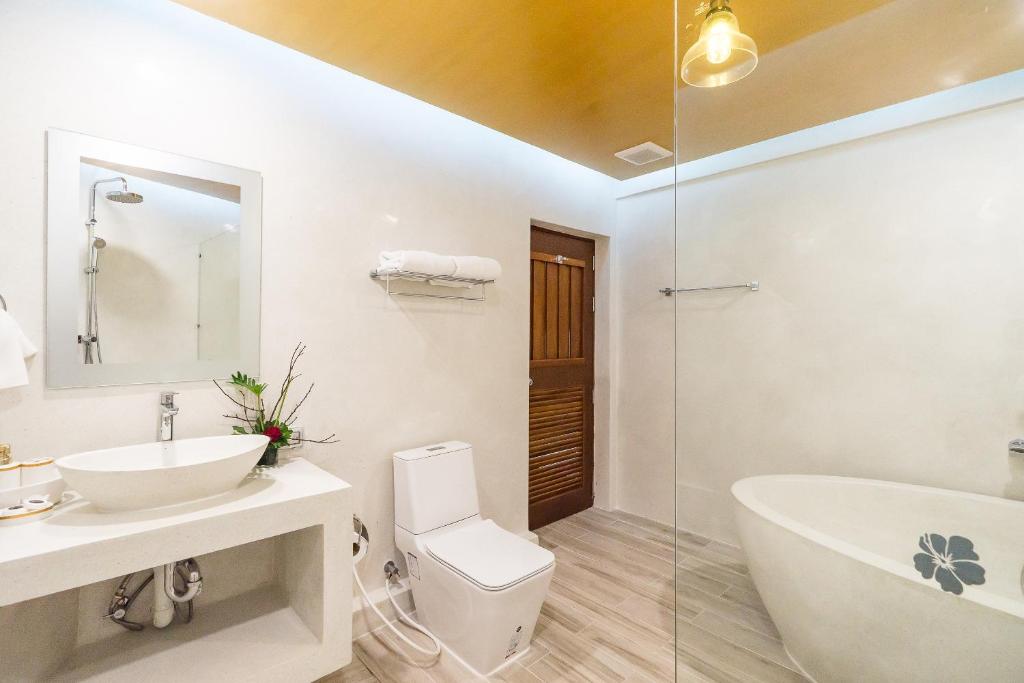 12-Night Multi-Center Thailand Escape! covering Bangkok, Koh Samui & Phuket! price starting from £1,299/PP