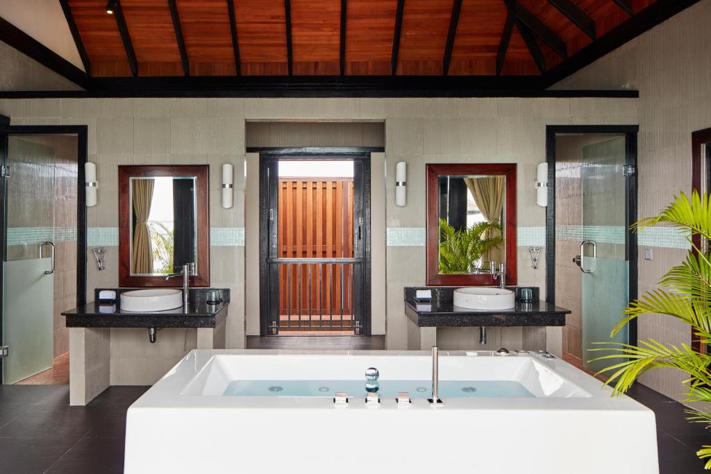 14 Nights All Inclusive Holiday Offer || 35% off Sun Siyam Iru Fushi