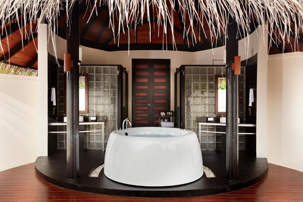 14 Nights All Inclusive Holiday Offer || 35% off Sun Siyam Iru Fushi
