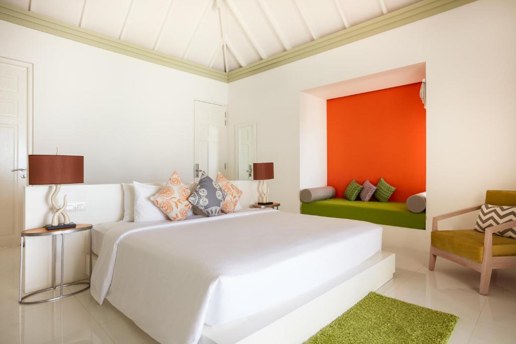 Family, Deal Extravaganza: 07 Nights Stay at Grand Water Villa Maldives for (2 Adults + 2 Kids up to 14.99 years),w/flights and transfers