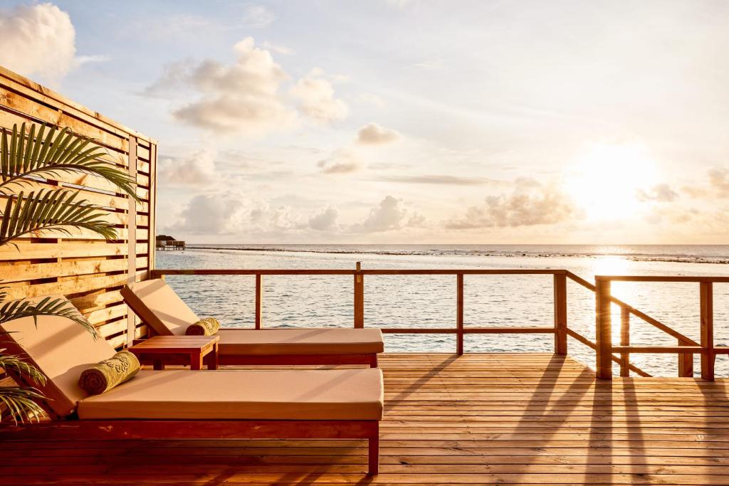 Family, Deal Extravaganza: 07 Nights Stay at Grand Water Villa Maldives for (2 Adults + 2 Kids up to 14.99 years),w/flights and transfers