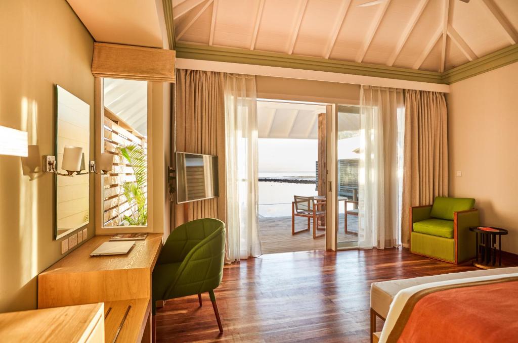 Family, Deal Extravaganza: 07 Nights Stay at Grand Water Villa Maldives for (2 Adults + 2 Kids up to 14.99 years),w/flights and transfers