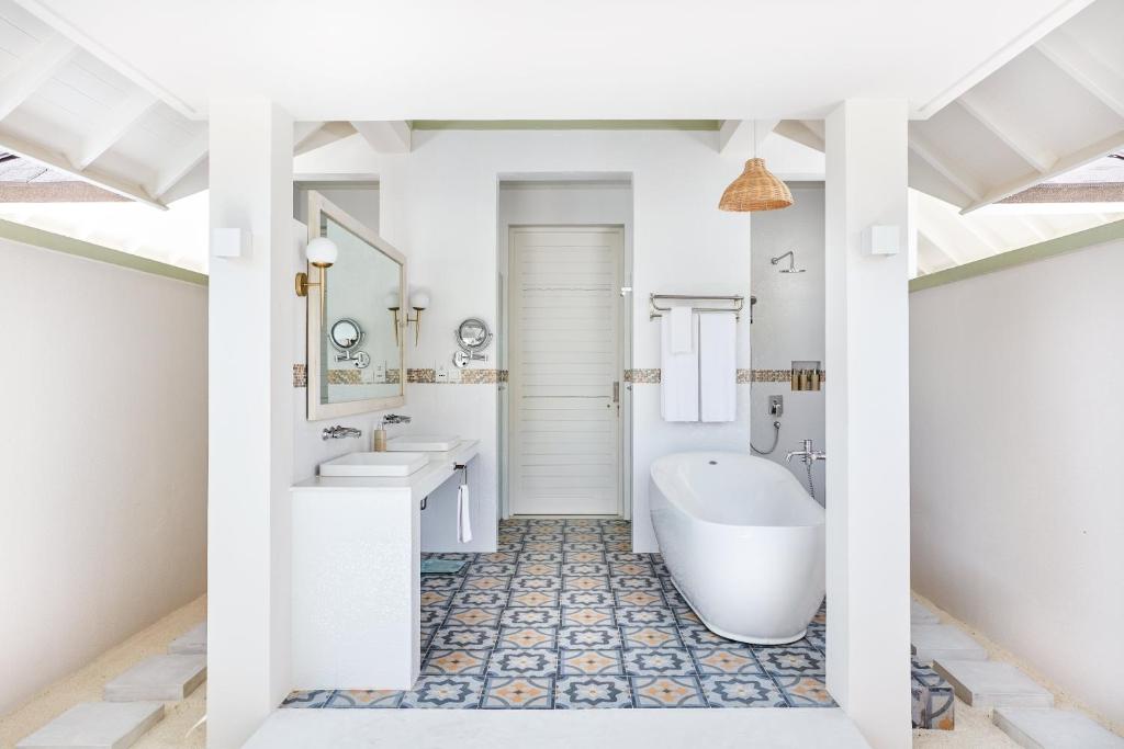 Family, Deal Extravaganza: 07 Nights Stay at Grand Water Villa Maldives for (2 Adults + 2 Kids up to 14.99 years),w/flights and transfers