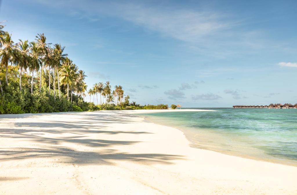 Family, Deal Extravaganza: 07 Nights Stay at Grand Water Villa Maldives for (2 Adults + 2 Kids up to 14.99 years),w/flights and transfers