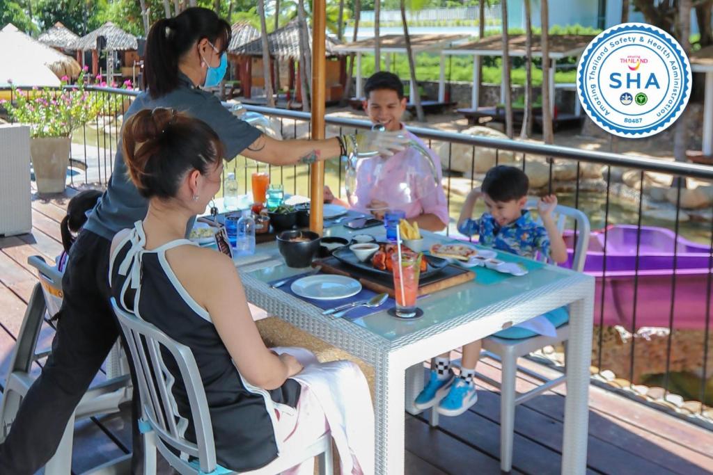 10 Nighs holiday deal to explore Bangkok, Pattaya & Koh Lipets exclusive in the heart of Thailand