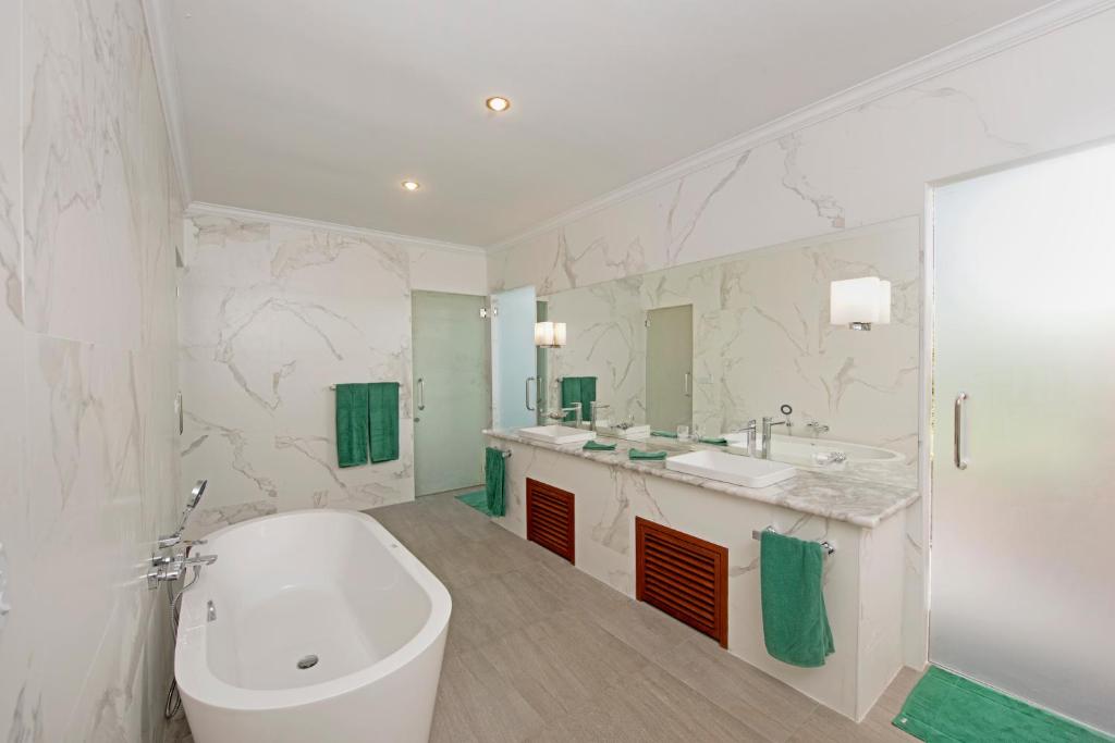 Sri Lanka Culture & Heritage + Maldives Bliss from ONLY £2,199pp