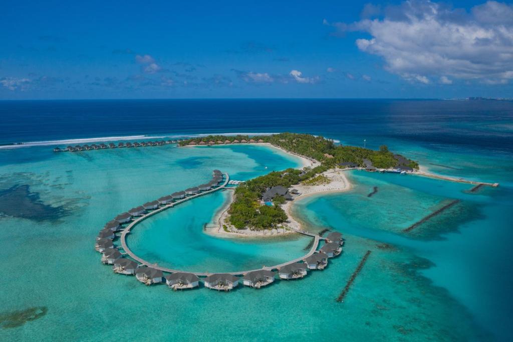 07 Nights of Aquatic Wonder at Grand Hyatt Dubai & Cinnamon Dhonveli Maldives, £ 2199 pp