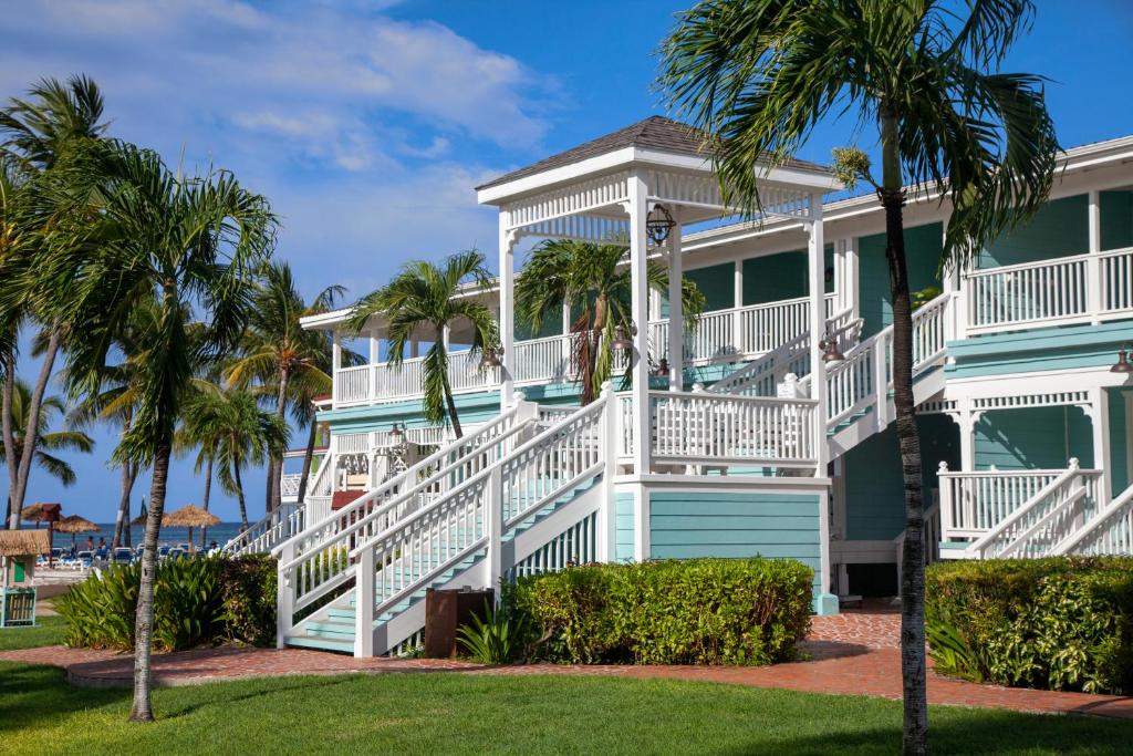 Explore the enchanting Antigua Attractions on a Fantastic 07 Night Getaway, all for just £1799pp