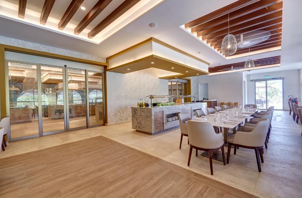 New York to Grenada: “9 Nights of City Lights and Island Paradise” with All Inclusive