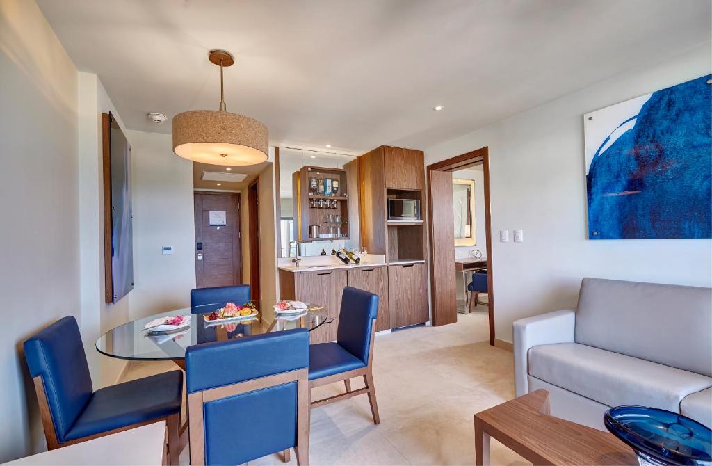 New York to Grenada: “9 Nights of City Lights and Island Paradise” with All Inclusive