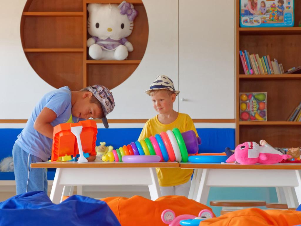 10 Nights of Indulgence and Relaxation in Abu Dhabi and the Maldives