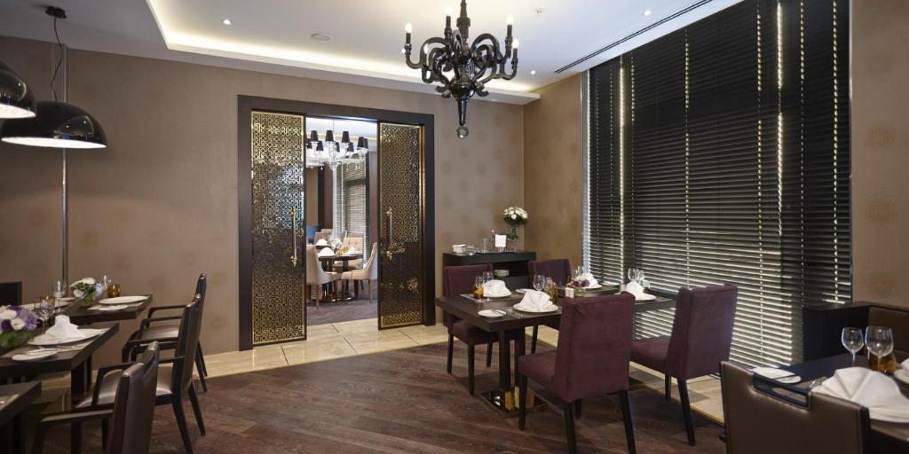 25% and explore the Marvelous Istanbul and Maldives