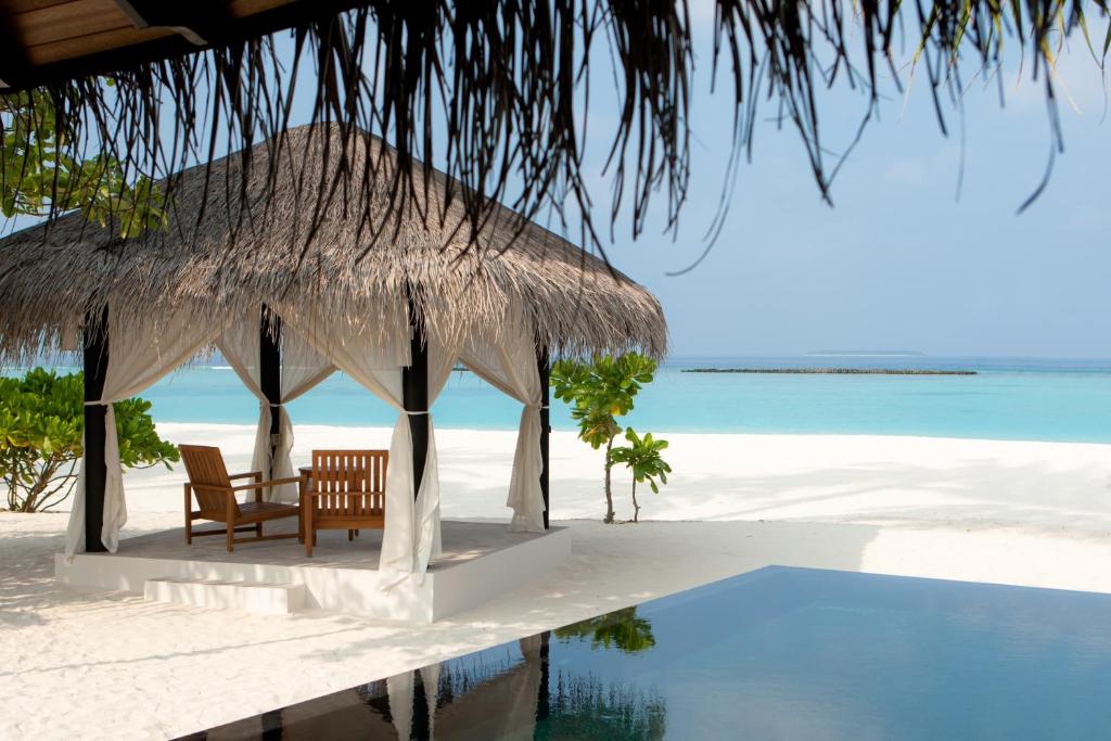 14 Nights All Inclusive Holiday Offer || 35% off Sun Siyam Iru Fushi