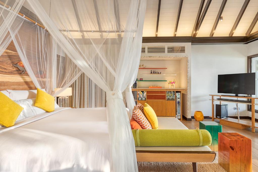 07 Nights of Luxury Holiday in Ozen Life Madhoo with Wind Villa