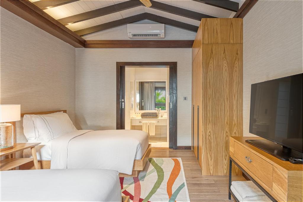 07 Nights of Luxury Holiday in Ozen Life Madhoo with Wind Villa