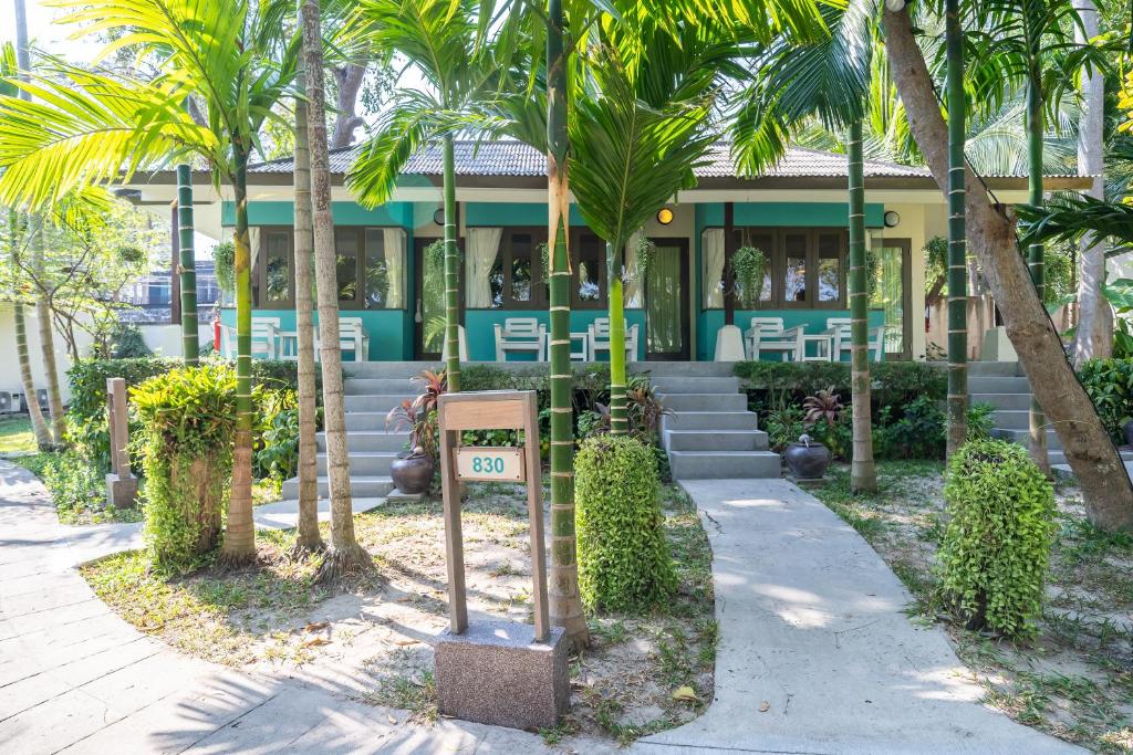 12 Night Thailand Adventure Pattaya, Koh Samet & Bangkok price starting from £1,299/PP