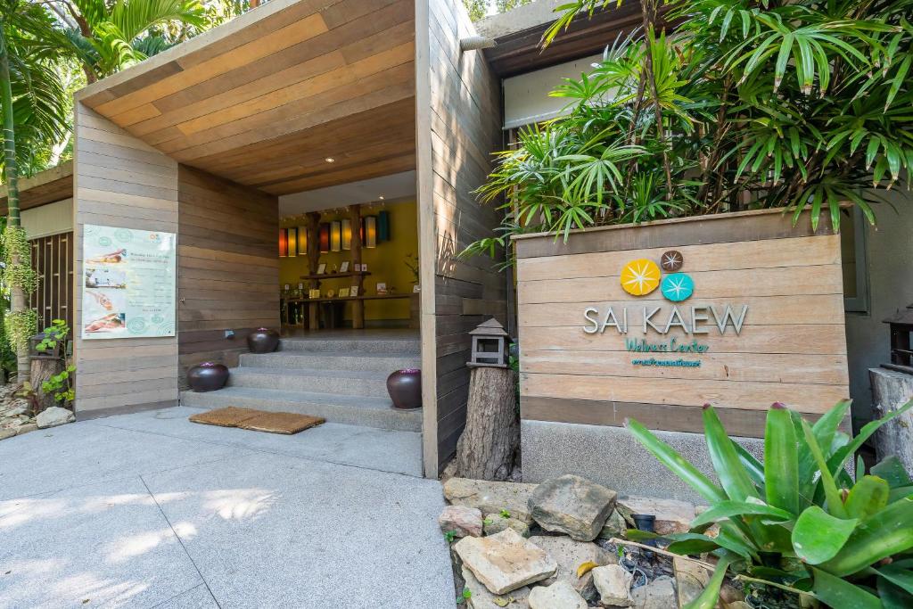 12 Night Thailand Adventure Pattaya, Koh Samet & Bangkok price starting from £1,299/PP