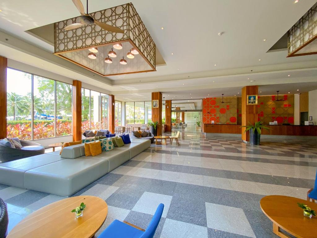 09 Nights Luxurious Stay in Khao Lak and Heart-Warming Elephant Encounters in Elephant Hills with flight & transfers