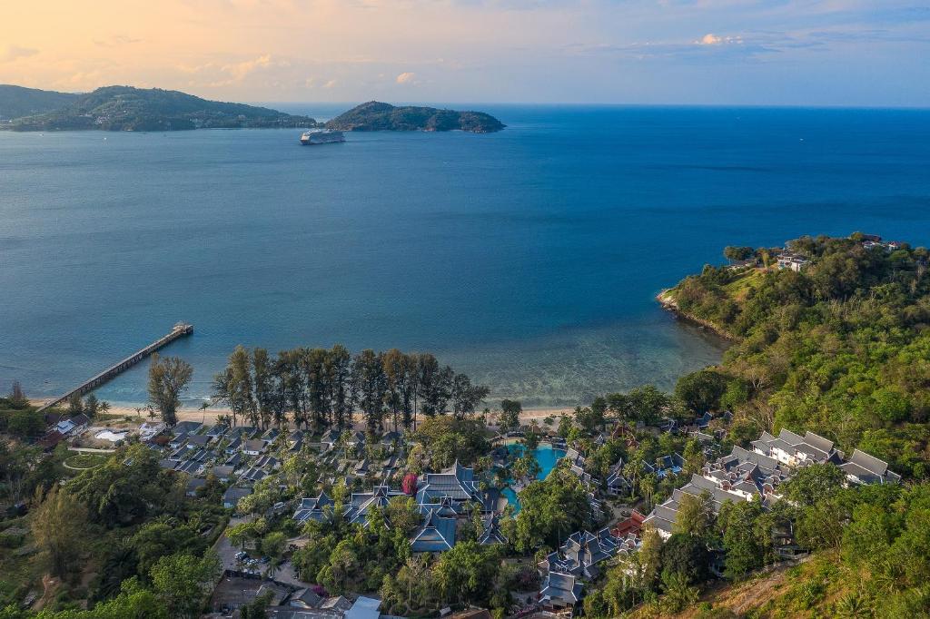 11 Nights Holiday at Dubai, Phuket and Krabi with Breakfast, Starting from £1499 pp